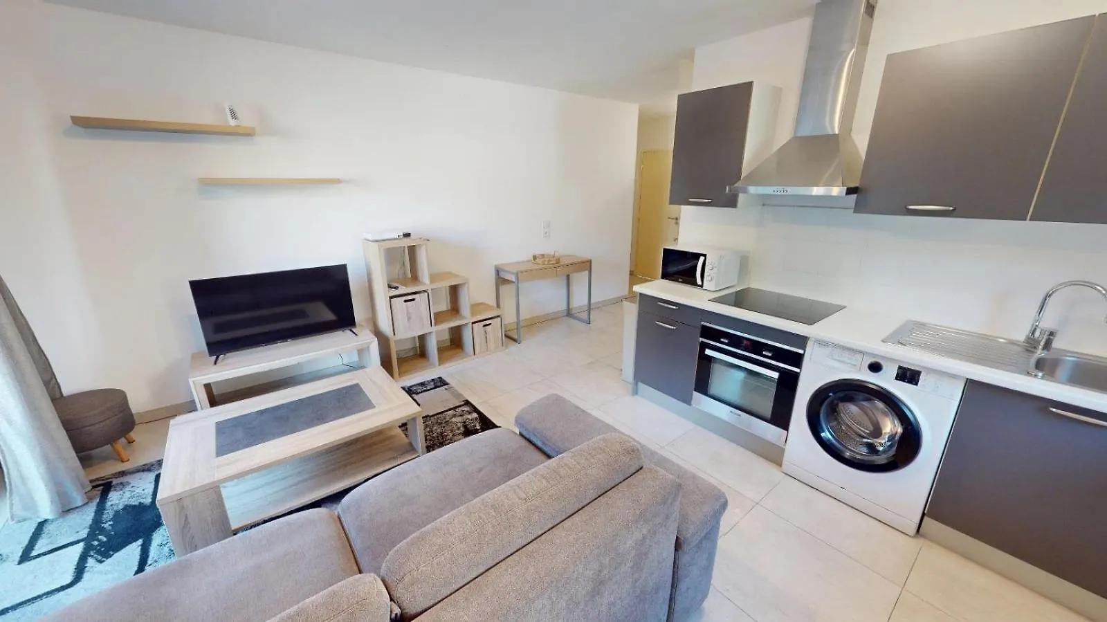 Superbe T2 Refait A Neuf Avec Balcon Vue Montagne A Un Arret De Monaco Apartment Roquebrune-Cap-Martin